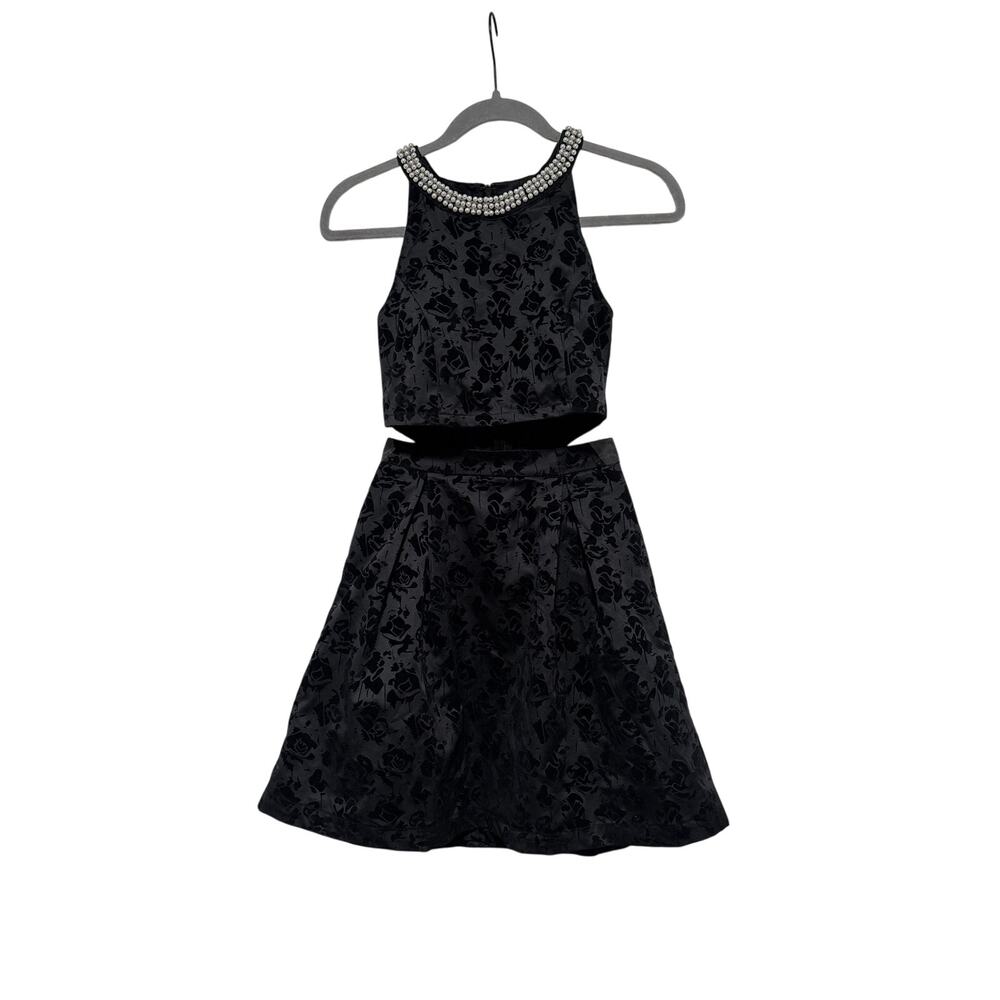 Francesca's Black Floral Cutout Two-Piece Dress XS - Picture 3 of 8